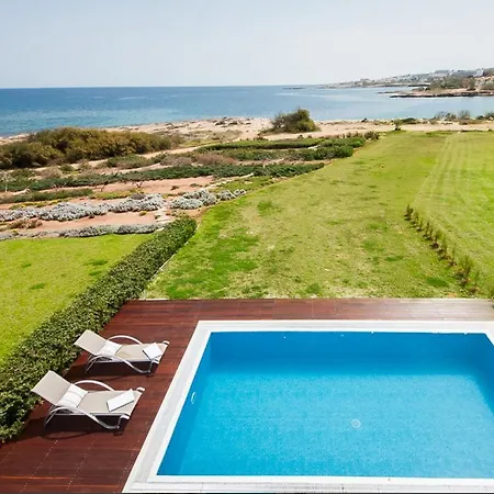 Luxury Bay View 20 Right On τhe