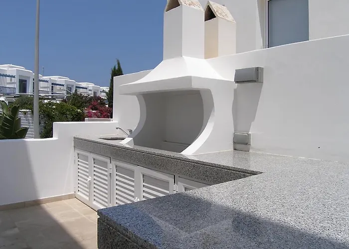 Luxury Bay View 20 Right On τhe 펜션 *