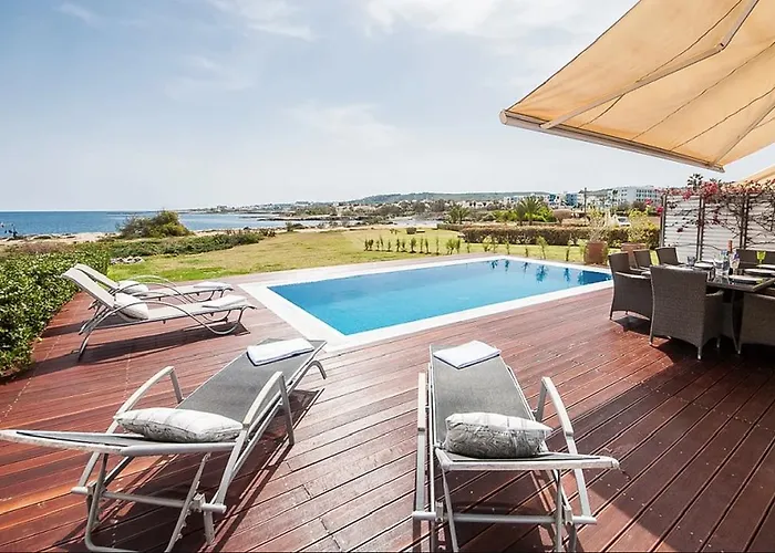 Luxury Bay View 20 Right On τhe * 프로타라스