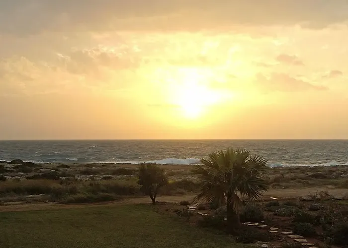 Luxury Bay View 20 Right On τhe 프로타라스