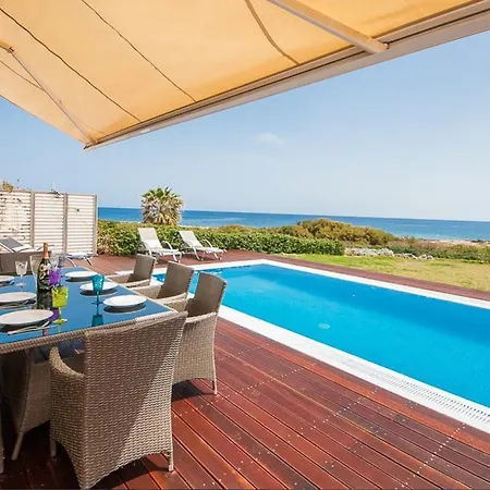 Luxury Bay View 20 Right On τhe